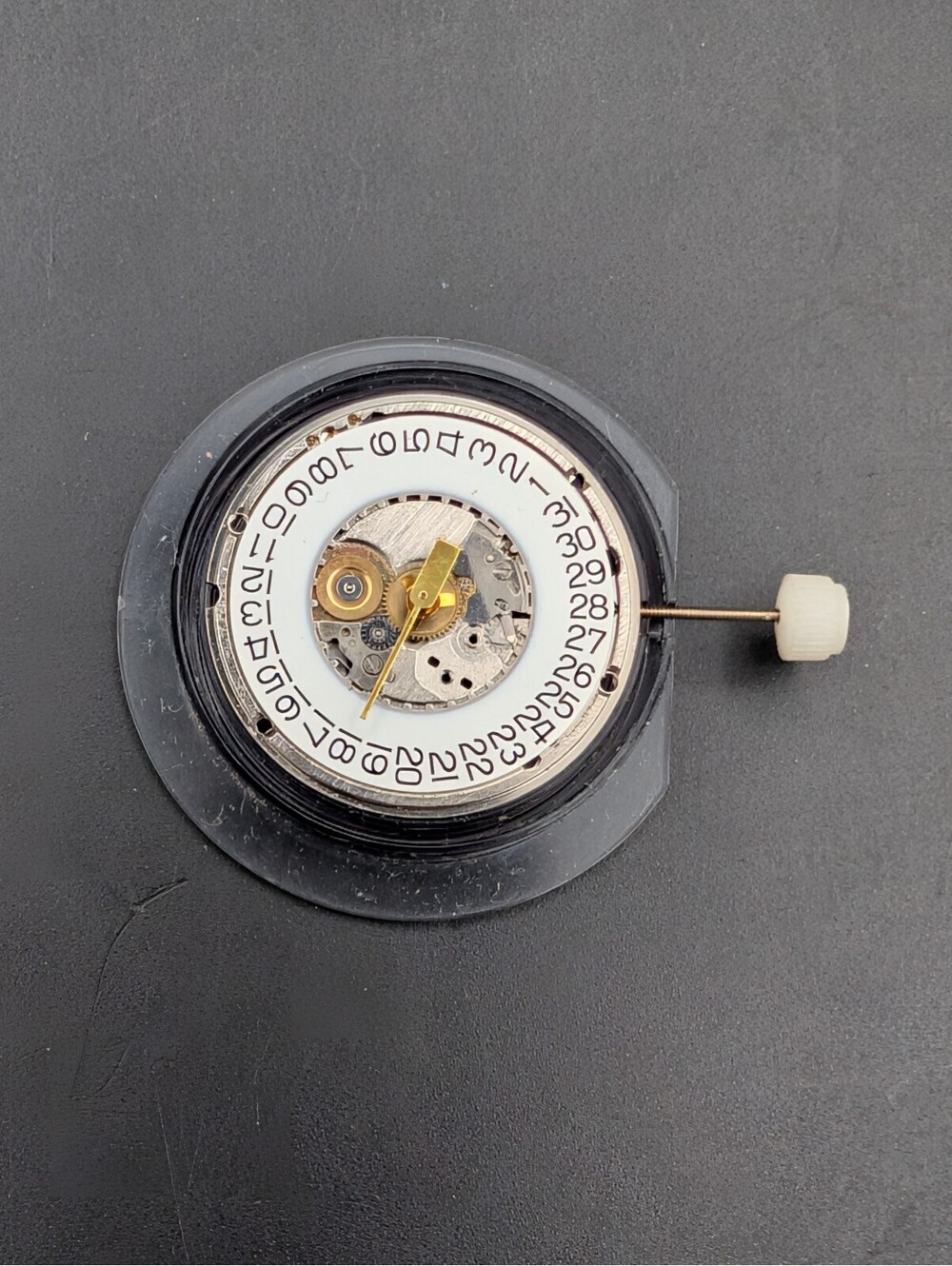 Vintage Quartz Watch Movement with Date Wheel Stem Hands Repair Untested